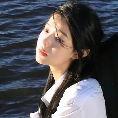 娇娃闹军营